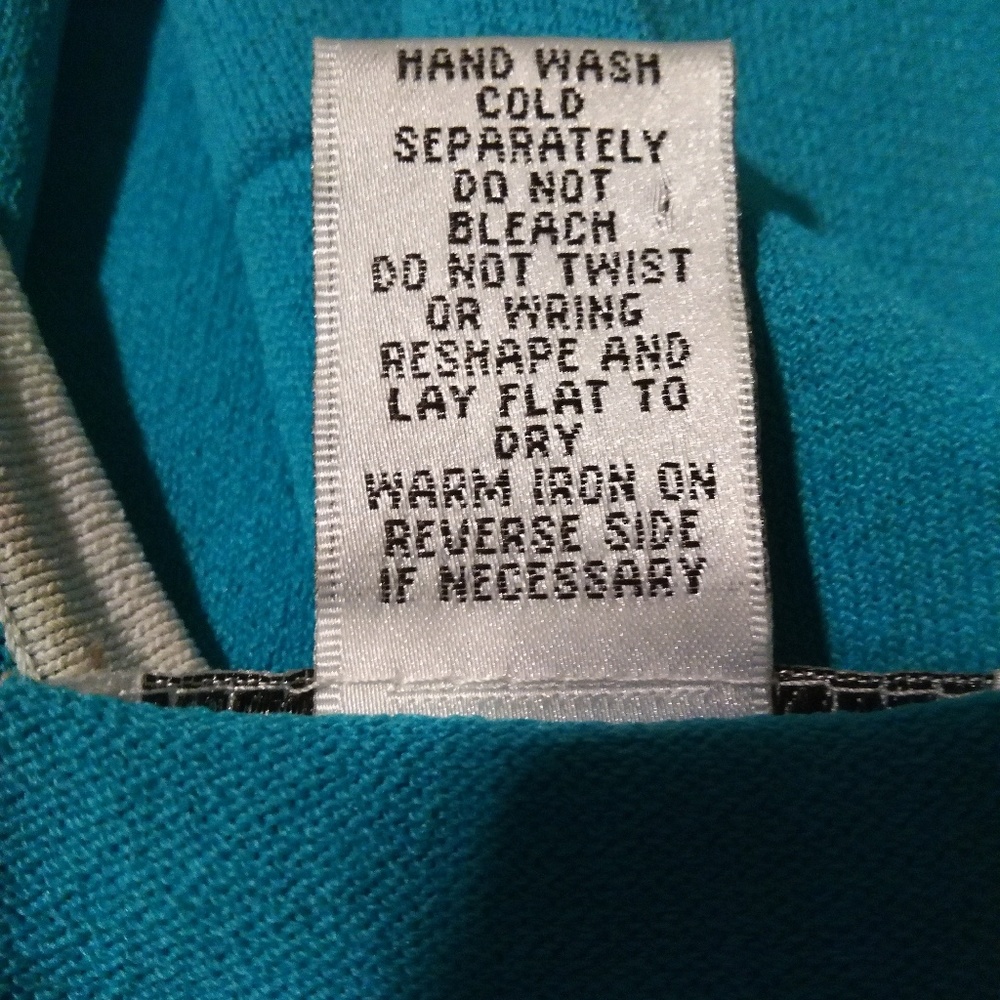 Lightweight Knit Top - Picture 5 of 5